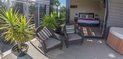 Amity Court Motel