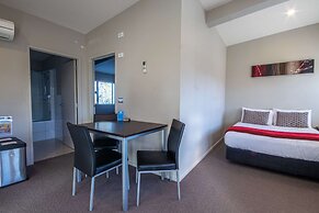 Amity Court Motel