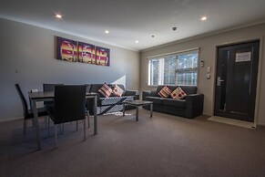 Amity Court Motel