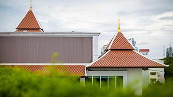 Aiyara Grand Hotel