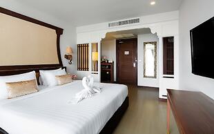 Aiyara Grand Hotel