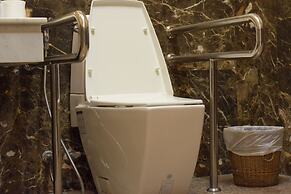 Aiyara Grand Hotel