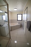 Palm City Motor Inn