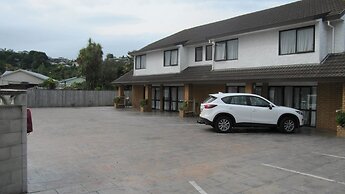 Palm City Motor Inn