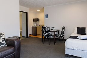 Palm City Motor Inn