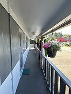 Island West Resort
