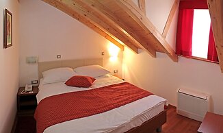 Hotel Monika
