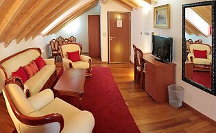 Hotel Monika