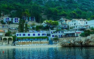 Beach Hotel Plaza