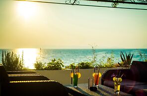 Beach Hotel Plaza