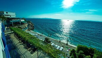 Beach Hotel Plaza