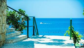 Beach Hotel Plaza