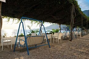 Beach Hotel Plaza