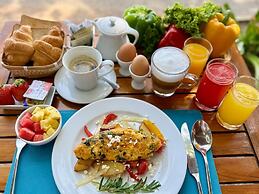 Friendship Beach Resort & Atmanjai Wellness Spa