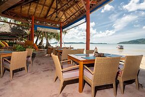 Friendship Beach Resort & Atmanjai Wellness Spa