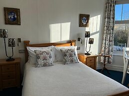 Greylands Guest House