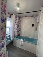 Greylands Guest House