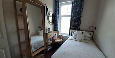 Greylands Guest House