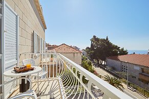 Villa Kate Dadic