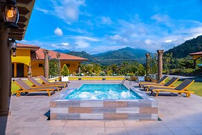 Los Establos Boutique Resort- All Inclusive