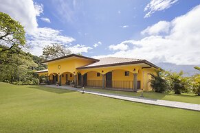 Los Establos Boutique Resort- All Inclusive
