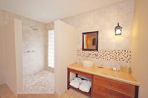 Los Establos Boutique Resort- All Inclusive