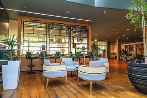 The Orchard Hotel & Restaurant