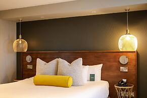 The Orchard Hotel & Restaurant