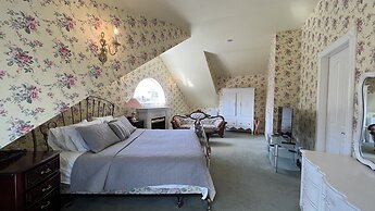 Bedham Hall Bed & Breakfast