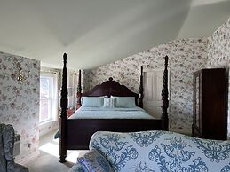 Bedham Hall Bed & Breakfast