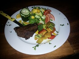 Hotel La Colina