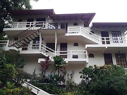 Hotel La Colina