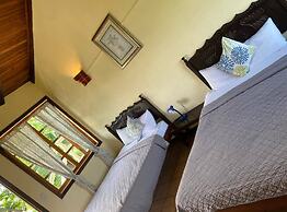 Hotel La Colina
