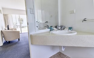 Aloha Apartments