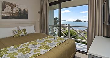 Breakwater Motel