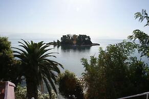 Aegli Hotel