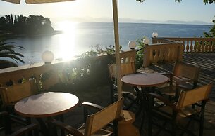 Aegli Hotel