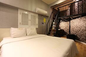 Zip Hotel