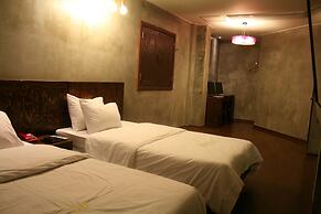 Zip Hotel