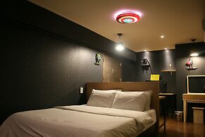 Zip Hotel