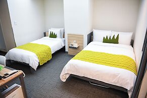 Metro Hotel