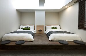 Metro Hotel