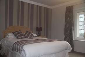 Hibernian Hotel & Leisure Centre