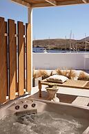 Kythnos Bay Hotel