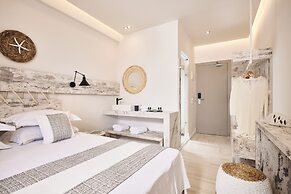 Kythnos Bay Hotel