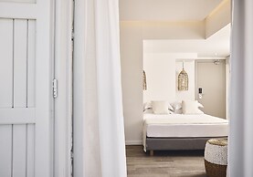 Kythnos Bay Hotel