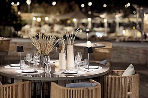 Kythnos Bay Hotel