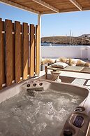 Kythnos Bay Hotel