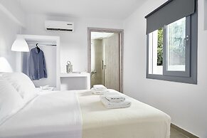 Kythnos Bay Hotel
