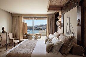 Kythnos Bay Hotel